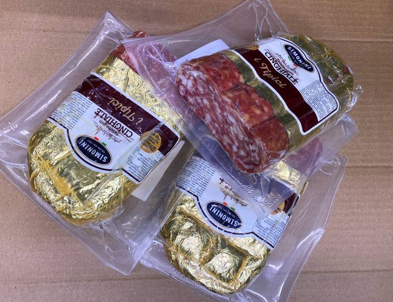 Прессованная салями из дикого кабана salumi13 фото