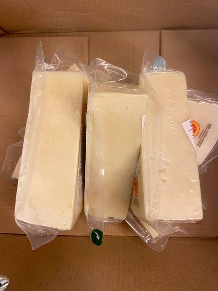 Пекорино Романо cheese20 фото